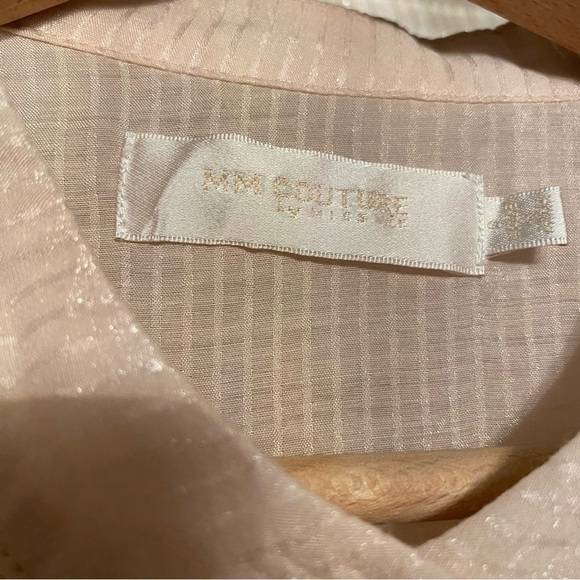 mM Couture  peach colour, ruffled, fitted , buttoned sleeveless blouse - Picture 14 of 14